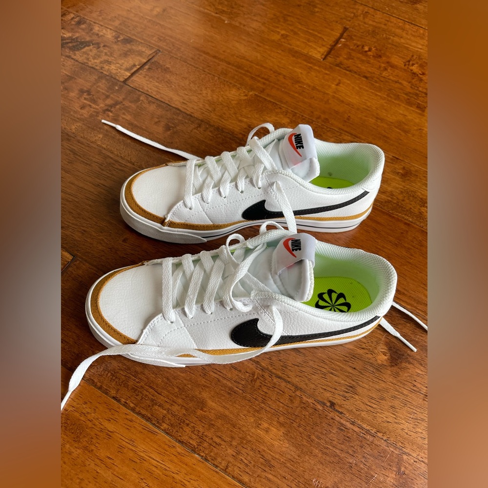 Nike womens Court Legacy Next Nature